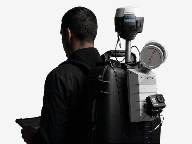 jet-backpack.jpg.png